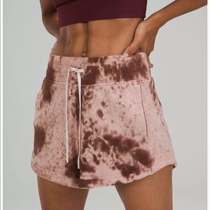 lululemon - Inner Glow High-Rise Short